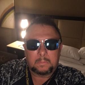 Meet your Posher, Johnny